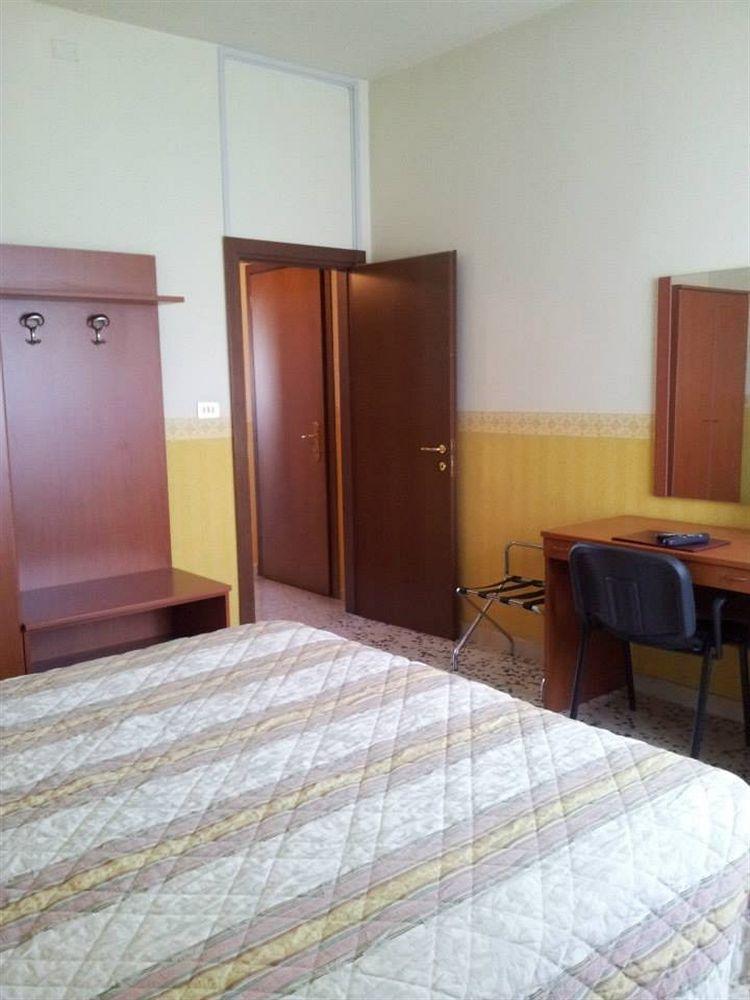 Hotel Frejus Collegno Esterno foto