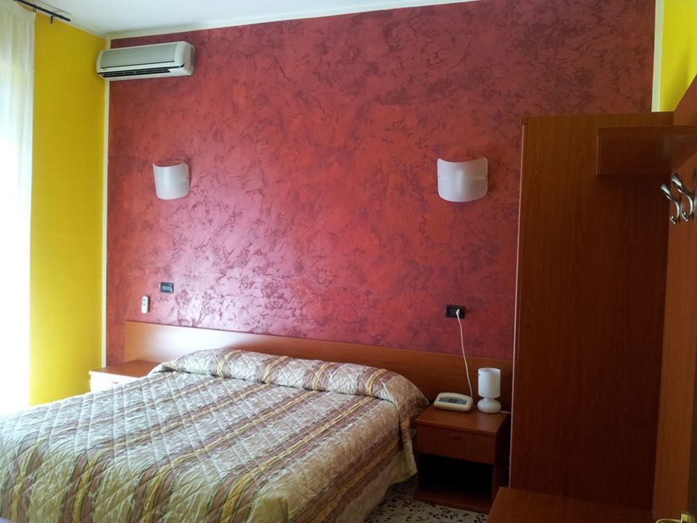 Hotel Frejus Collegno Esterno foto