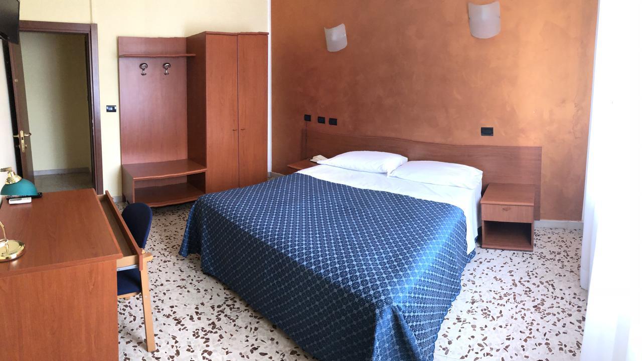 Hotel Frejus Collegno Esterno foto