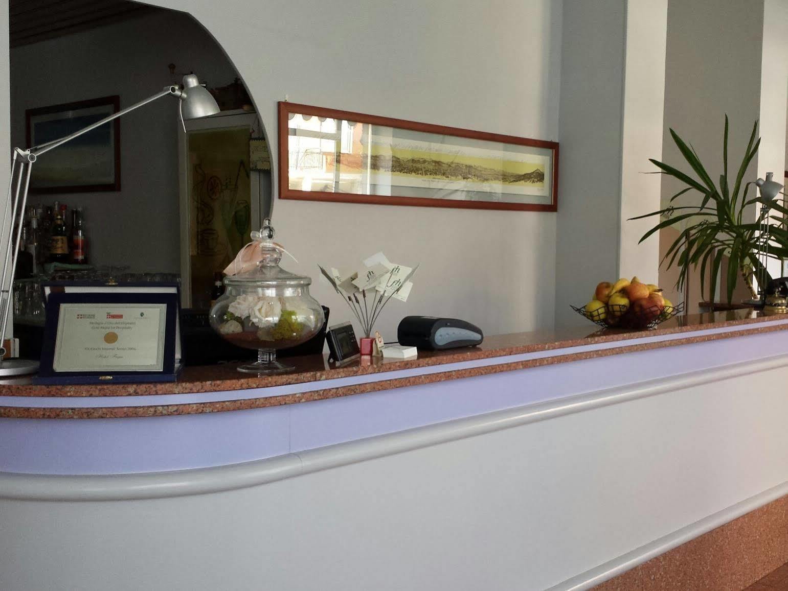 Hotel Frejus Collegno Esterno foto